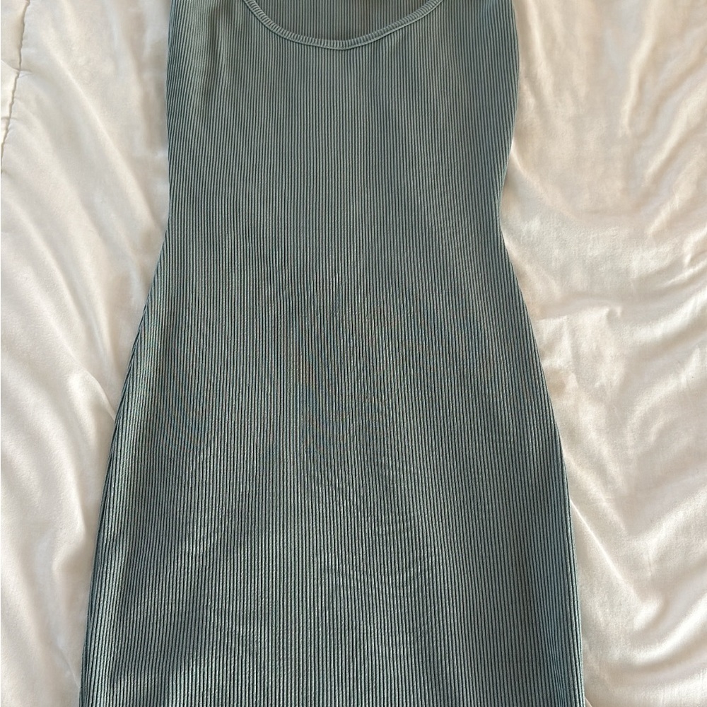 PrettyLittleThing Lead Grey Ribbed Bodycon Dress